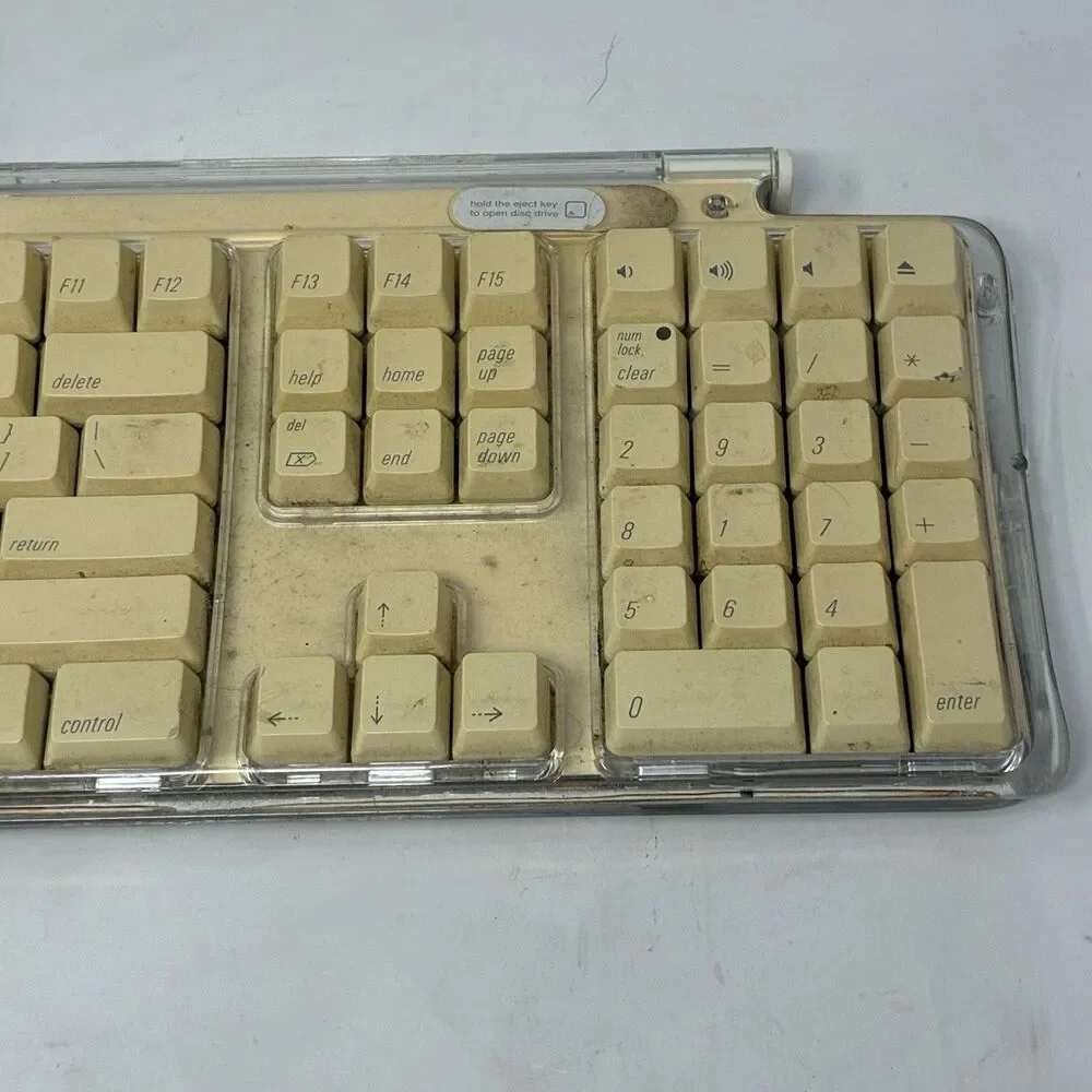 Apple Pro Keyboard M7803 Wired USB Clear White QWERTY Full Size Tested
